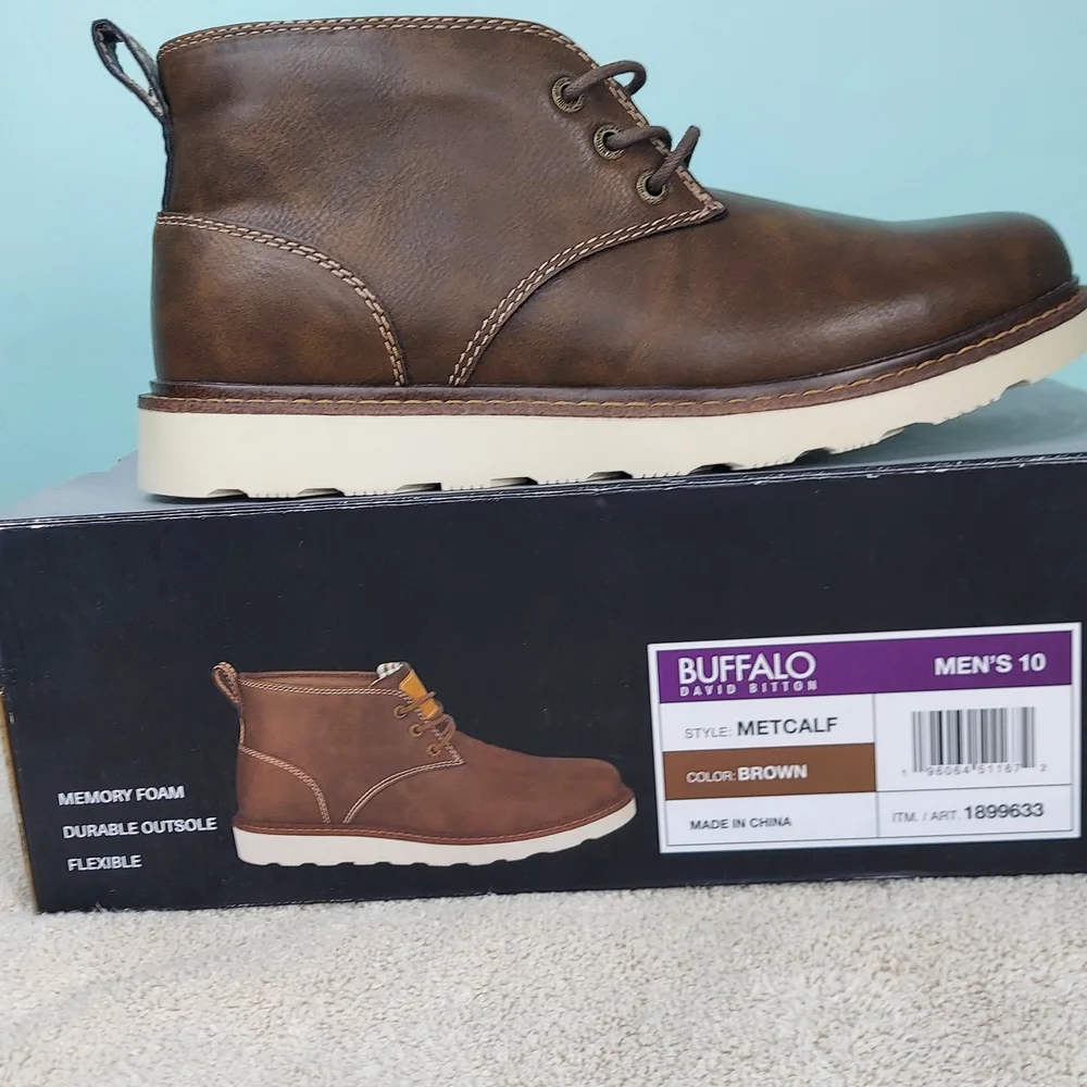 Buffalo David Bitton Metcalf Brown Chukka Boots Men Size 10 NWT Office Athlesure